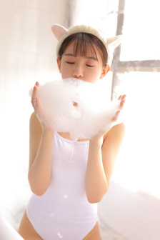 神女峰下的迷雾